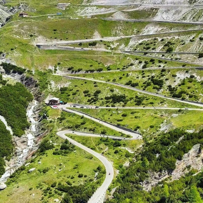 taxi passo stelvio
